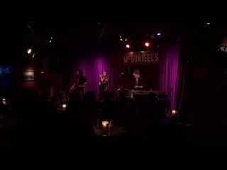 Allison iraheta & halo circus you can't take you away from me (1 октября 2016, mcgonigel's mucky duck)