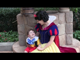 My 2 year old son falls in love with snow white at walt disney world