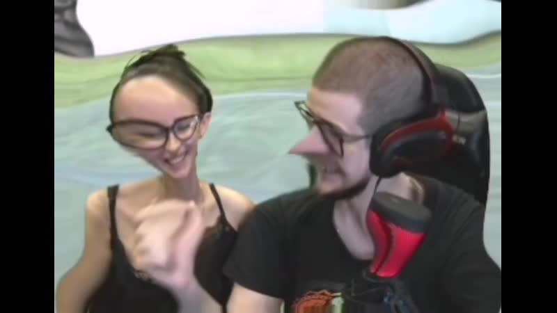 Олю и булкина конкретно плющит после бокала винца 🥂