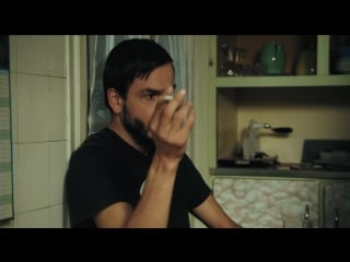 A man, his lover and his mother (2013)