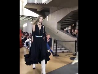 January 19 gigi hadid walking for lanvin menswear fall/winter 2020 fashion show