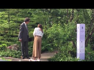 Watch princess kate says goodbye to schoolkids and the waiting media after spending more t