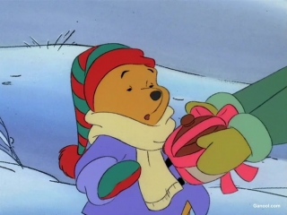 Winnie the pooh a very merry pooh year (2002)