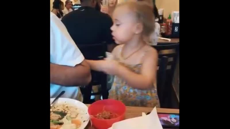 Папа всё простит любимой доче!😁