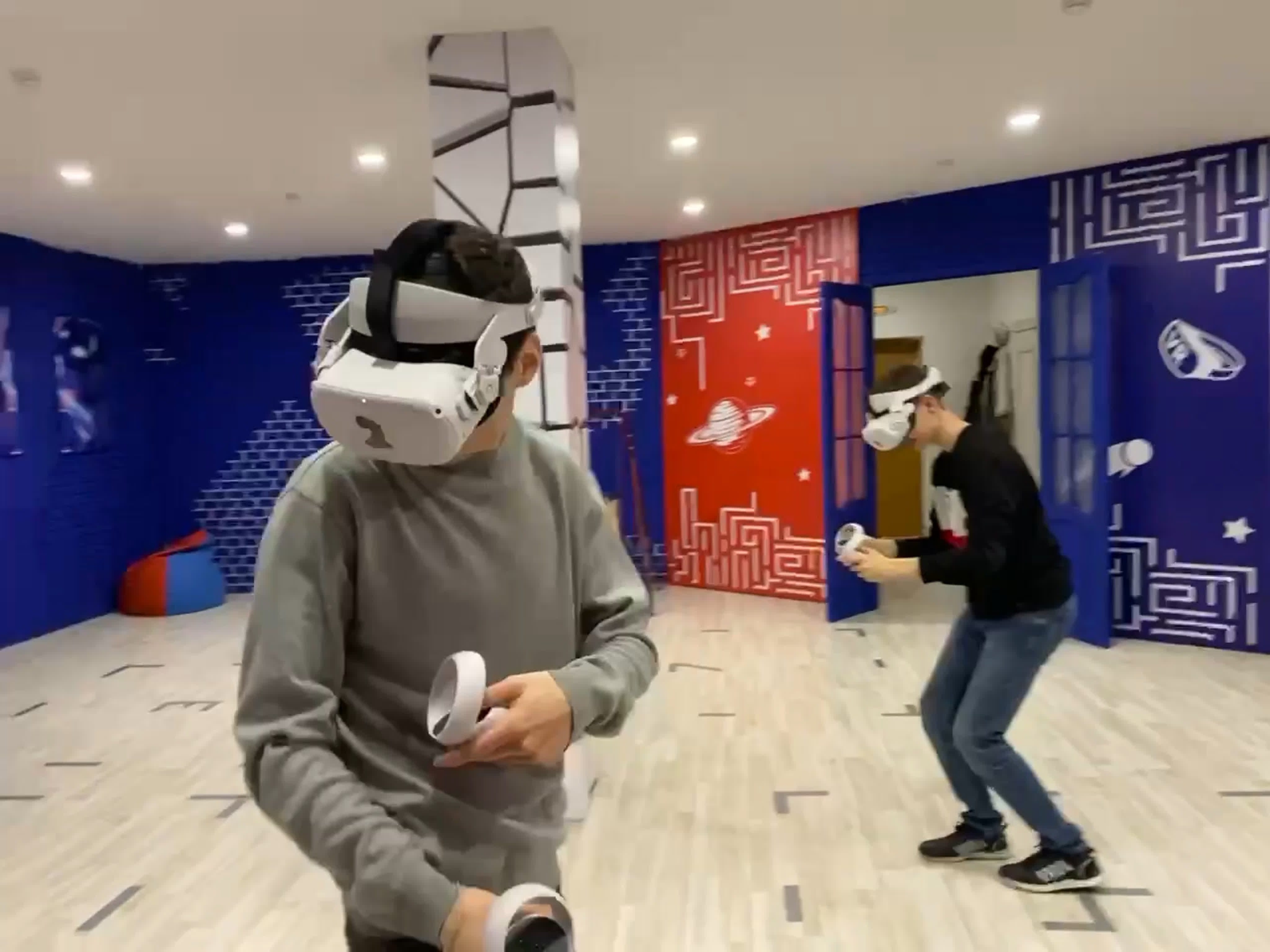 Видео от сеть vr клубов 