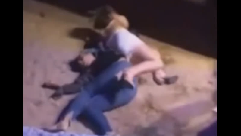 Выкинули пьяных и не пустили в клую