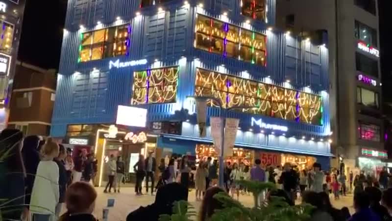 Hongdae busking ikon’s love scenario