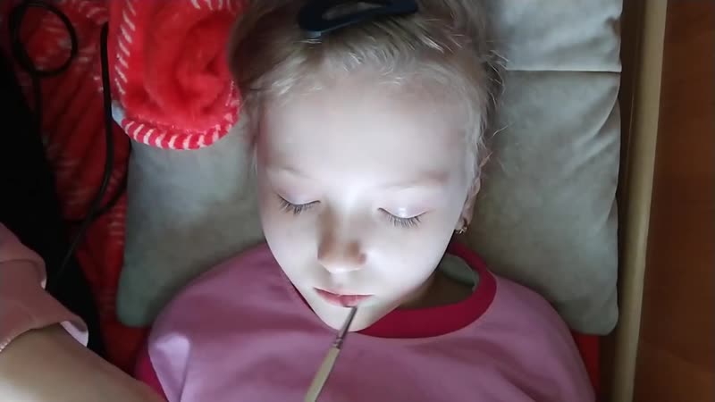 [liza diy] асмр | 🖌️ кисточки по лицу 💆‍♀️ | звуки рта и релакс | asmr | face brushes