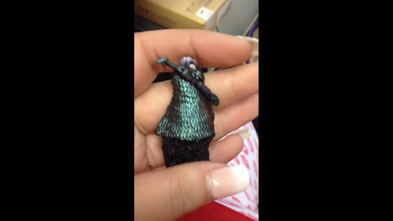 Chameleon acrylic paint