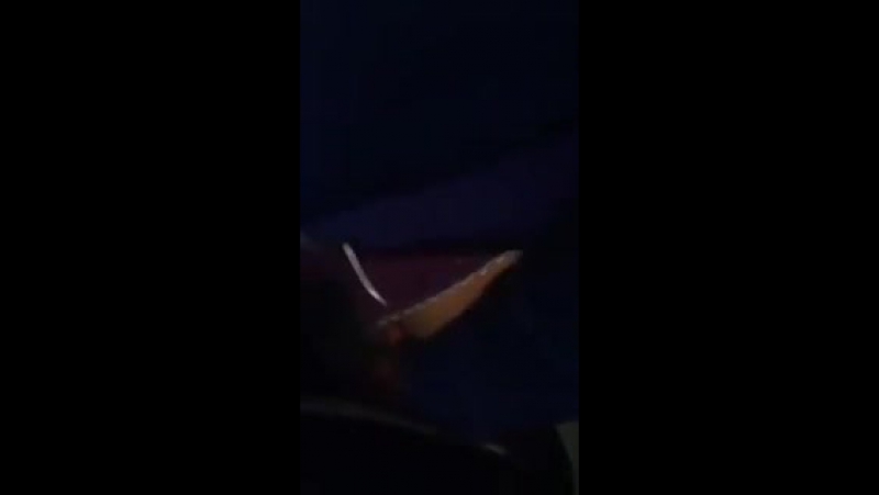 Liseliler tuvalette film çekiyor )
