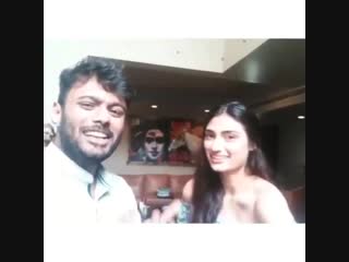 Shetty shetty bhai bhai @theathiyashetty mein papa ko fon lga ke puchu roshanshetty @sunielvshetty ji ko