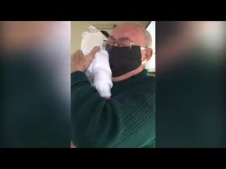 Great granddad finally meets his great grand porn after 2 months of quarantine #sars cov 2 #covid 19