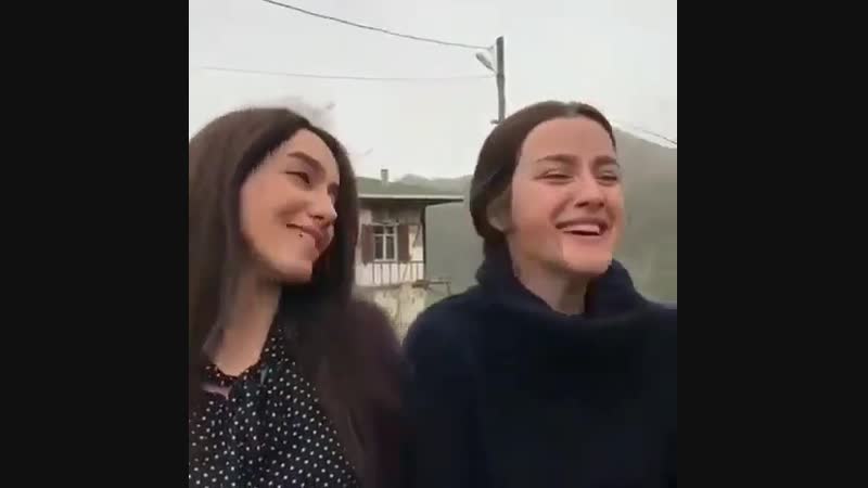 Ойкю и ирем за кадром