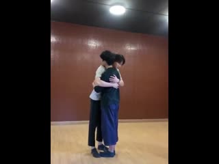 2 минуты обнимашек йинваров * *