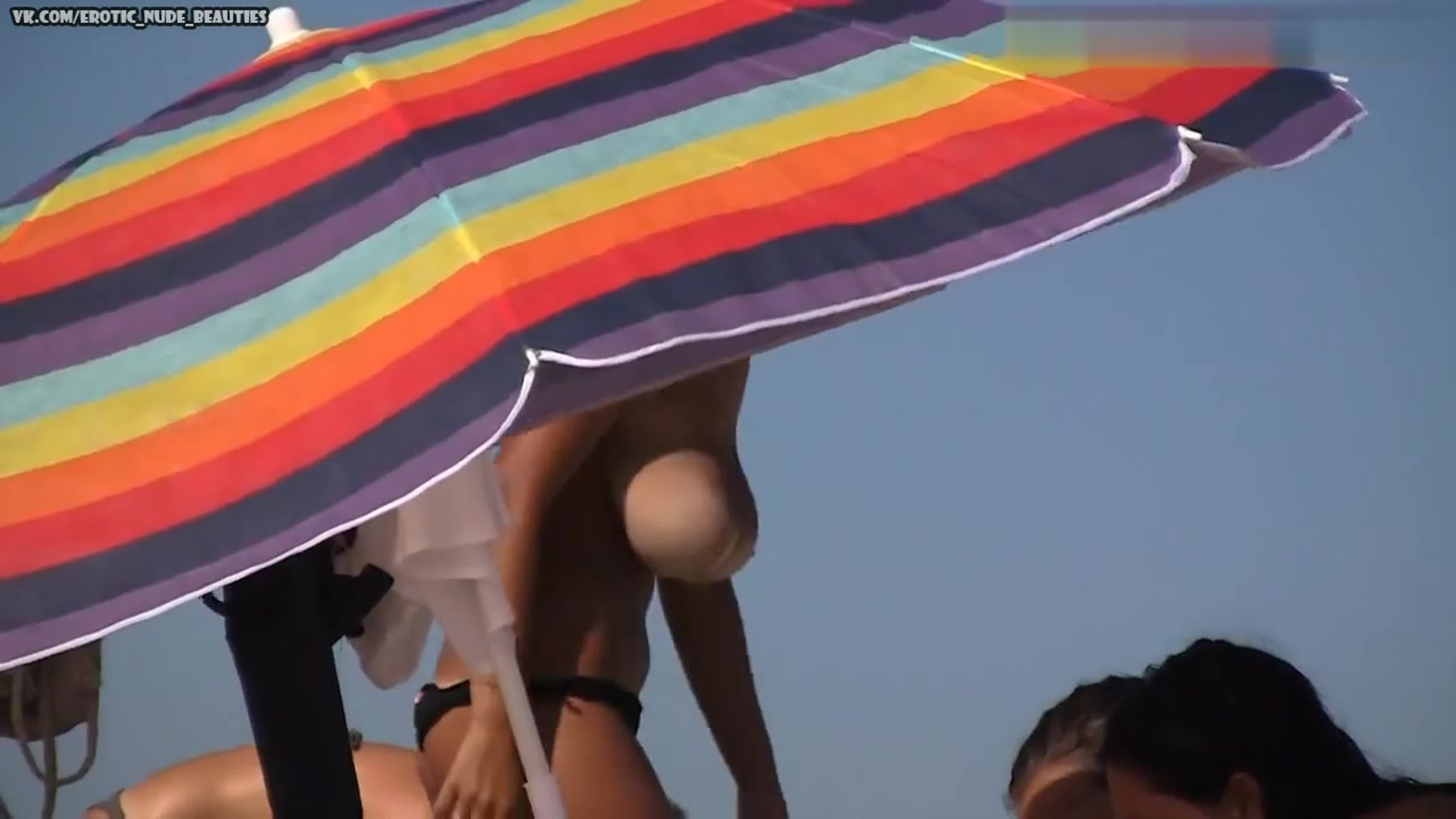 Huge tits topless beach watch online