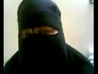 Busty mature muslim mother in burqa fucking neighbour s son  