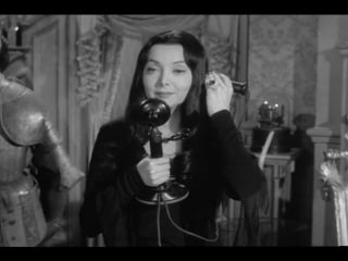 The addams family s2e23 / morticia, the decorator