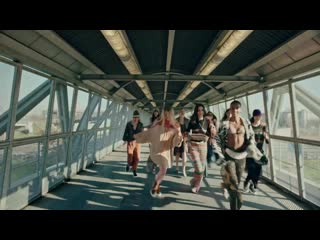 Elena korotich for missoni fashion show 2021 collection