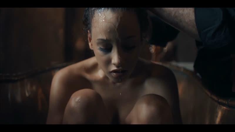 Эларика галлахер открытие ведьм / elarica johnson a discovery of witches ( 2018 )