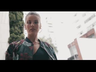 Colcci fitness 2020 com camila queiroz