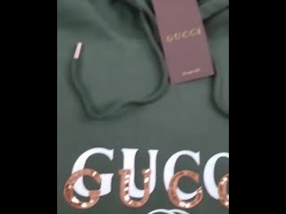 Толстоа gucci