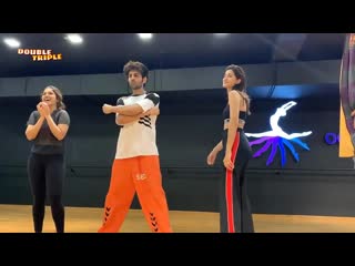Bhumi pednekar, ananya panday and kartik aaryan full on masti at dance rehearsal