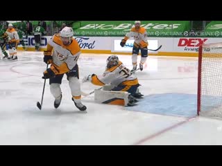 Pekka rinne makes two great saves to deny joe pavelski on the doorstep