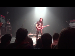 Head over heels guitar solo burning heat [live @ the gramercy theat