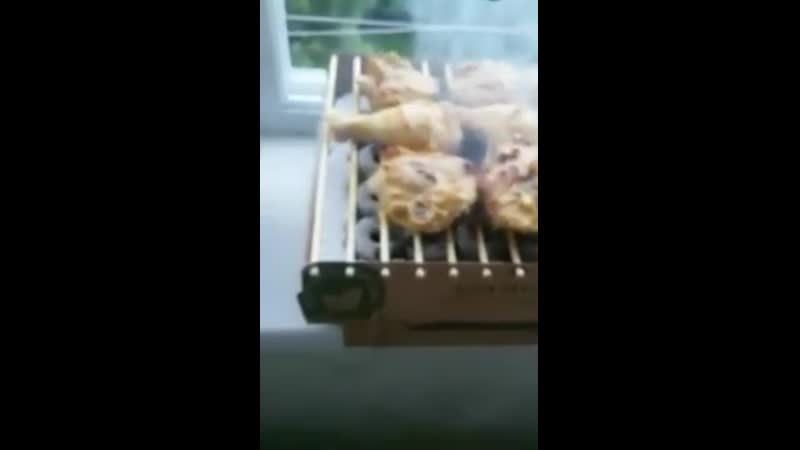 Шашлычек на балконе