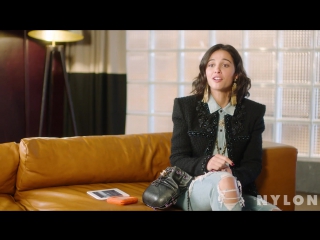 Naomi scott shows us how to be a total boss · nylon