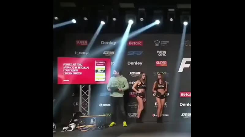 Камила смогулецка выиграла бой красотка из мма подбор лучших моментов(720p hd)