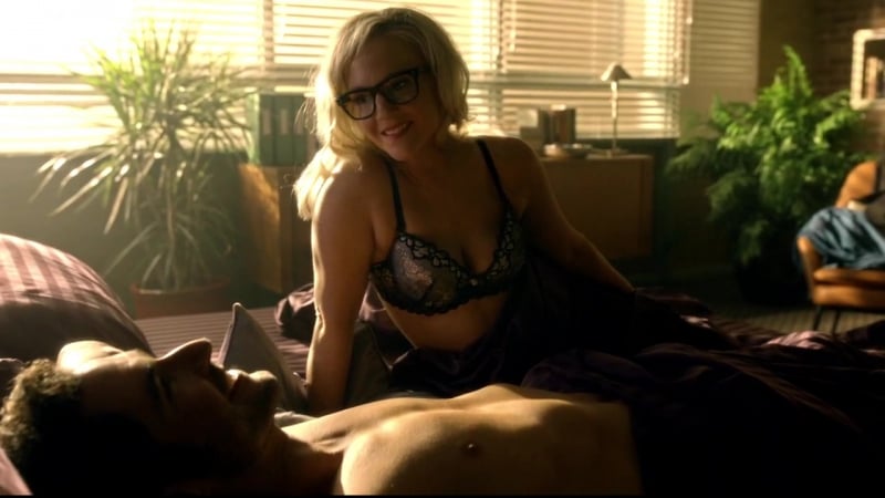 Rachael harris sexy lucifer (2016) s01e02