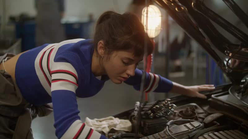 Девушки угонщицы (взлом в пригороде) / hotwired in suburbia (grand theft auto girls) (2020) bdrip 1080p