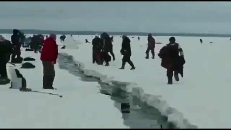 Лёд тронулся в охотском море