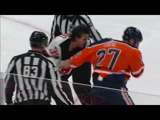 Milan lucic vs kurtis gabriel goes full 12 rounds for heavyweight fight