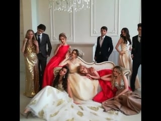Модели photomodel style на баннерной фотосессии (backstage)