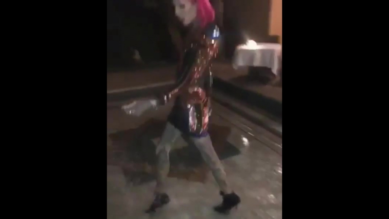 Walking On Water In 5 Inch #louboutin High-heeled Slippers Never Sensed So Superb