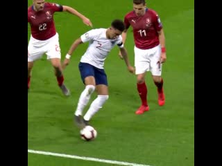 This nutmeg by jadon sancho