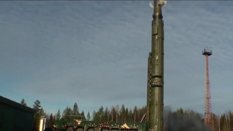 Пуск мбр тополь с космодрома плесецк в рамках плановой тренирои системы управления вс рф