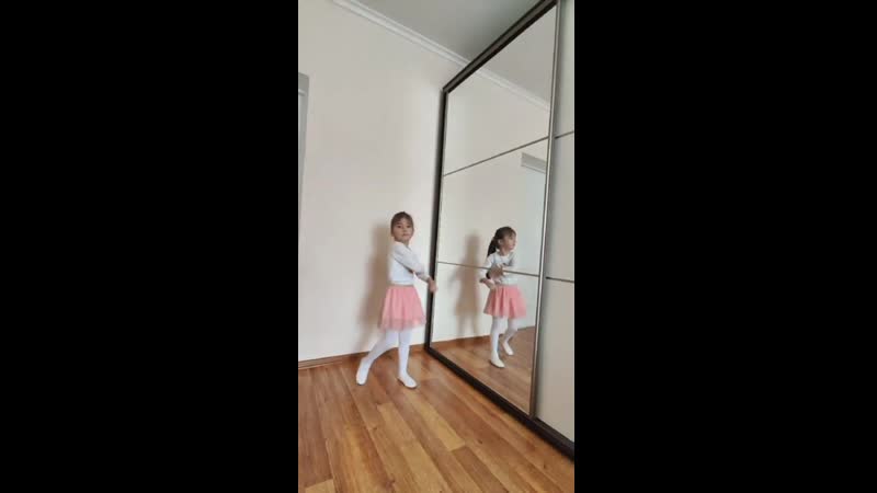 Мустафаева зарема хореографическая разминка