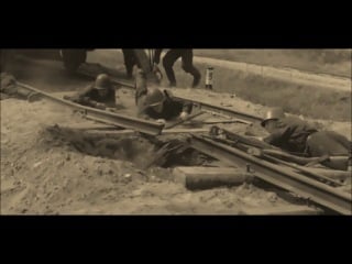 Сталинградские бронепоезда реконструкция августа 1942 г "есть на волге утёс"