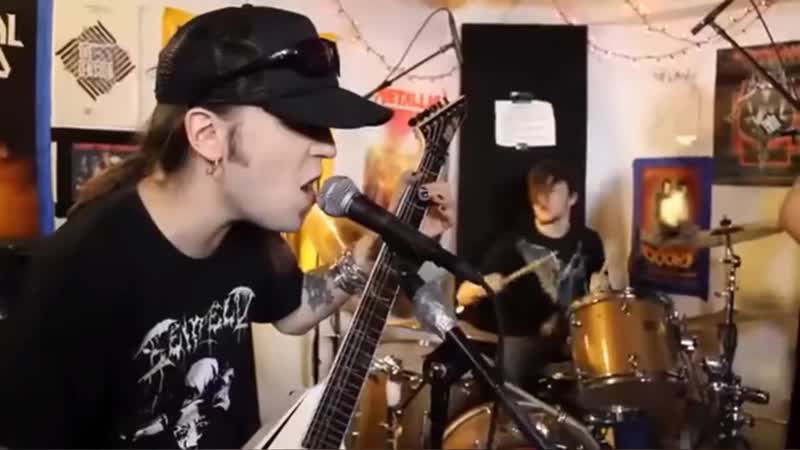 Alexi laiho playing downfall with some porn (2013)