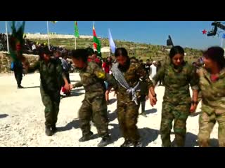 Şervanên ypjê li kobanê coşa newrozê bi gelê xwe re pîroz kirin ypj