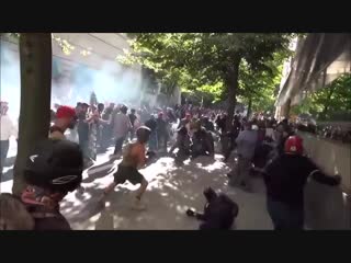 Proud boys (+one girl) vs antifa