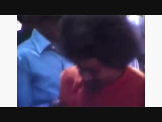 Sai love 211 rare film of swami at brindavan 1970's