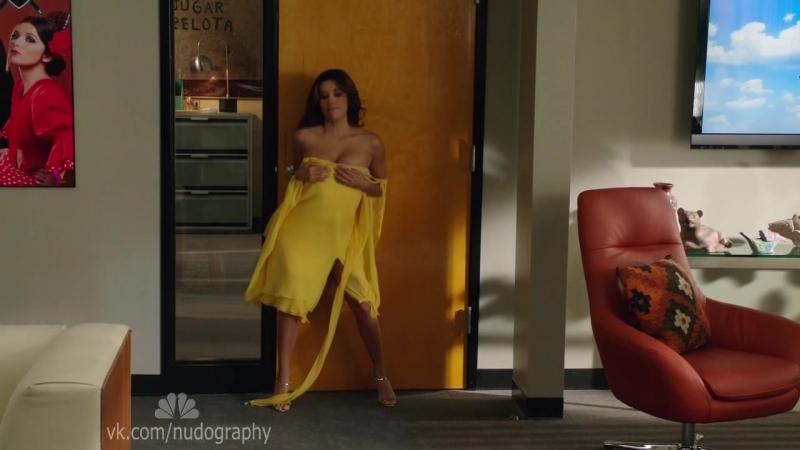 Ева лонгория (eva longoria) в сериале "теленовелла" (мыльная опера, telenovela, 2015) сезон 1 / серия 1 (s01e01)