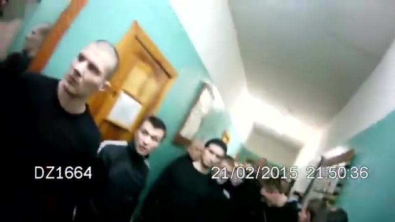 Смотрящий за бараком диалог с администрацией