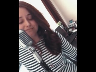 Звери ты любишь конфеты и секс до утра (милая девушка шикарно поет)