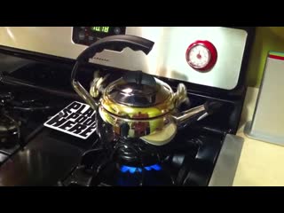 Boiling water makes rockets spin on this kettle