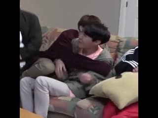 Jungkook and hoseok clinging to each other, and kooks sweater paws